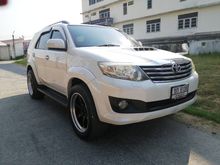 2012 Toyota Fortuner 3.0 (ปี 12-15) V SUV AT
