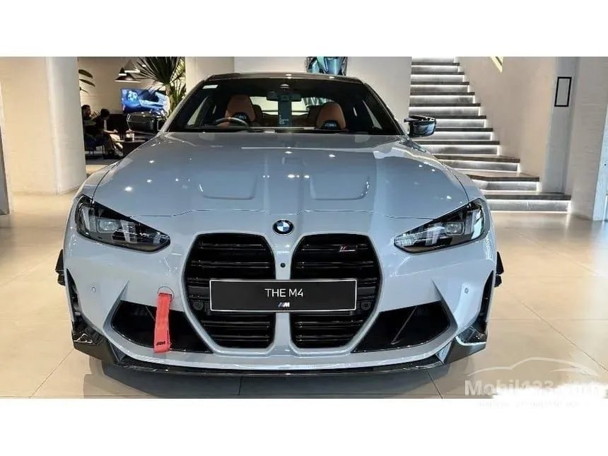 Jual Mobil BMW M4 2024 Competition 3.0 di Jawa Barat Automatic Coupe Silver Rp 2.900.000.000