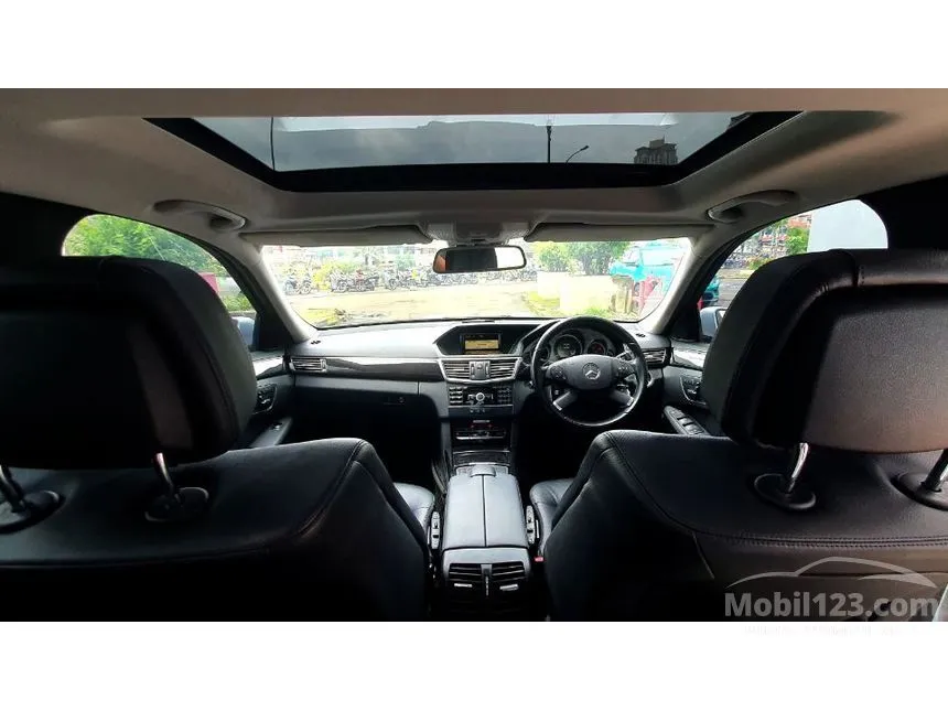 2011 Mercedes-Benz E300 Avantgarde AMG Sedan