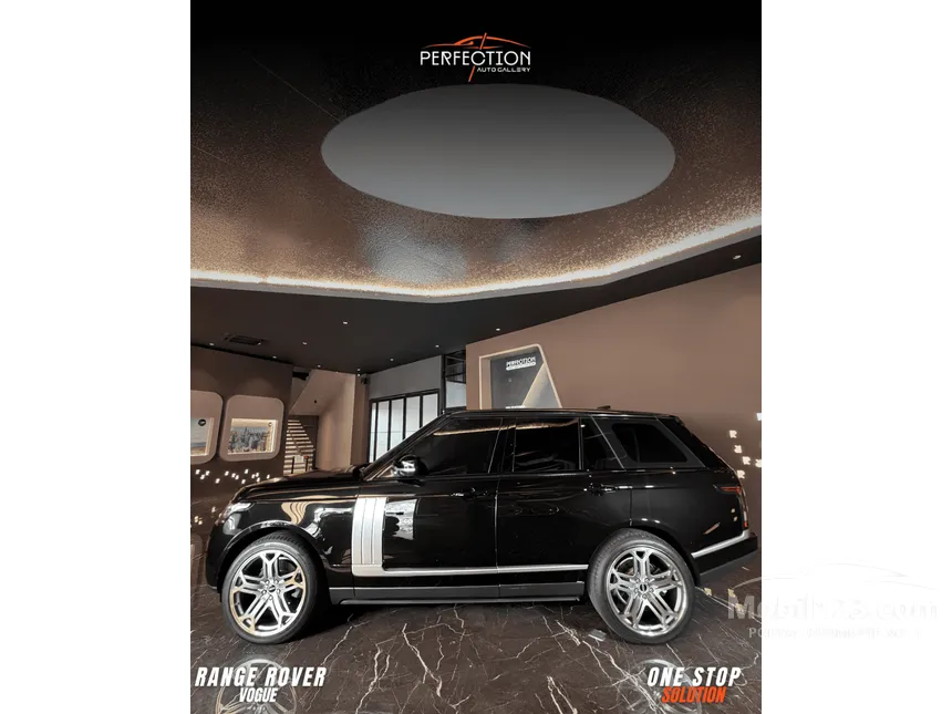2017 Land Rover Range Rover Vogue SUV