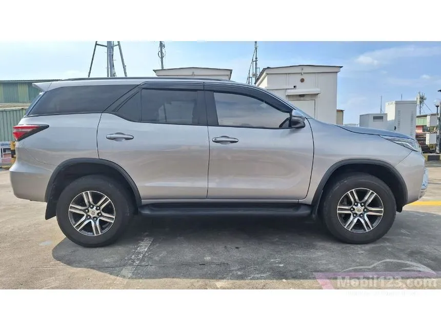 2022 Toyota Fortuner G 4X2 SUV