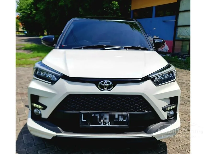 Jual Mobil Toyota Raize 2021 GR Sport 1.0 di Jawa Timur Automatic Wagon Putih Rp 214.500.000