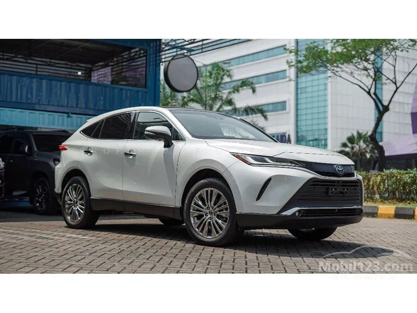 Jual Mobil Toyota Harrier 2023 2.0 di Banten Automatic SUV Putih Rp 1.400.000.000