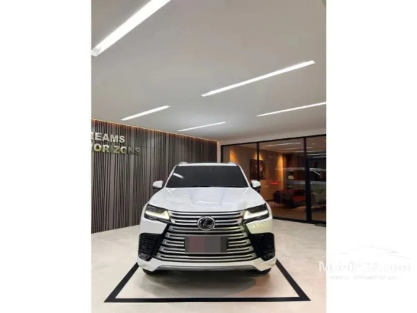 2023 Lexus LX 600 VIP SUV