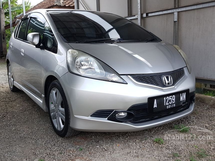 Jual Mobil  Honda Jazz  2010 RS 1 5 di Banten Automatic 