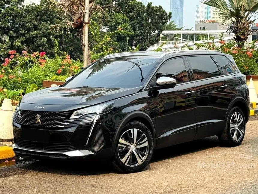 Jual Mobil Peugeot 5008 2022 Allure Plus 1.6 di DKI Jakarta Automatic MPV Hitam Rp 579.000.000