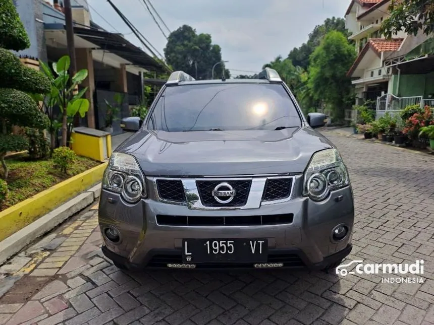 Jual Mobil Nissan X