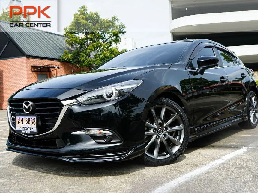 2019 Mazda 3 S Sports Hatchback