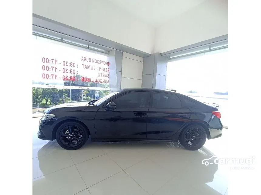 Jual Mobil Honda Civic 2023 RS 1.5 di Jawa Barat Automatic Sedan Hitam Rp 560.800.000