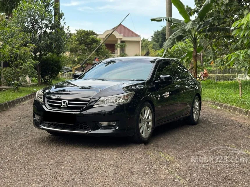 Jual Mobil Honda Accord 2013 VTi