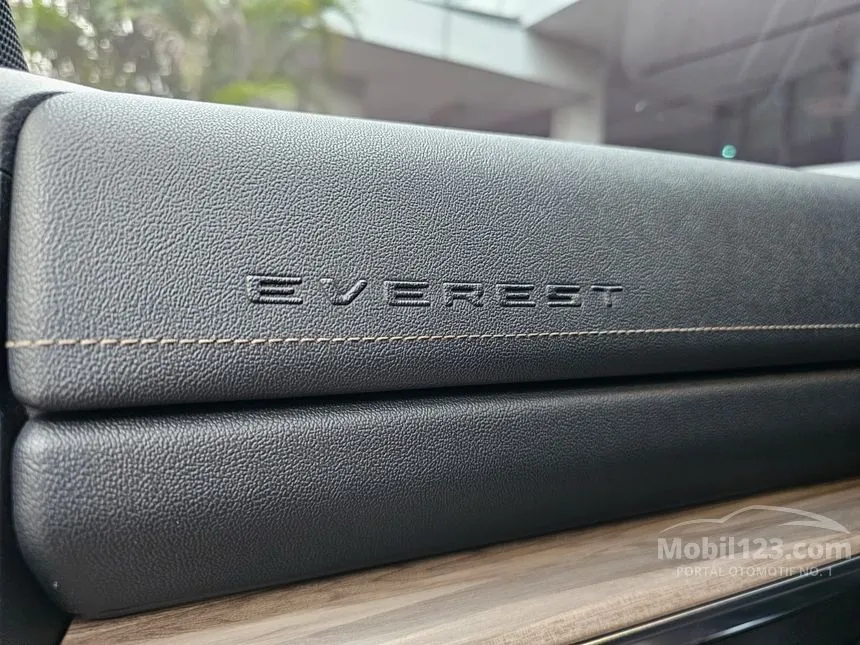 2023 Ford Everest Titanium SUV