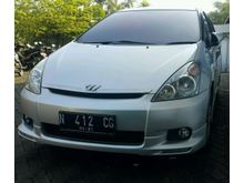 Toyota Wish 1.8 MPV 2005 Sperti Baru