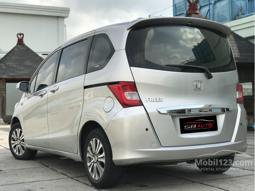  Jual  Mobil  Honda  Freed  2012 S 1 5 di DKI Jakarta  Automatic 