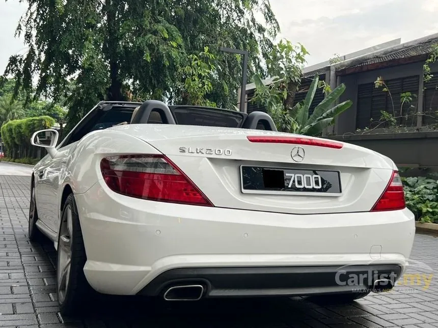 2013 Mercedes-Benz SLK200 AMG Sport Convertible