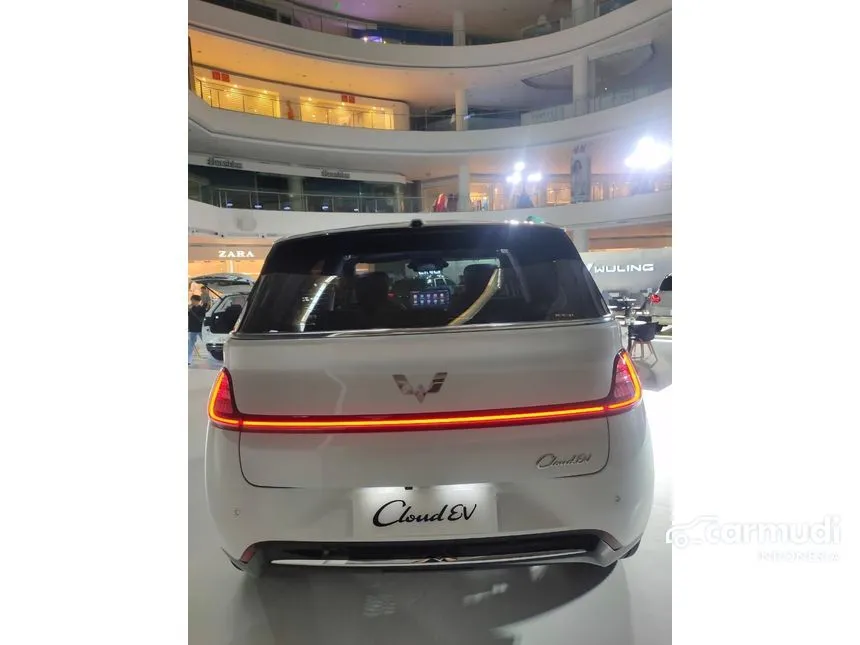 2024 Wuling Cloud EV EV Hatchback