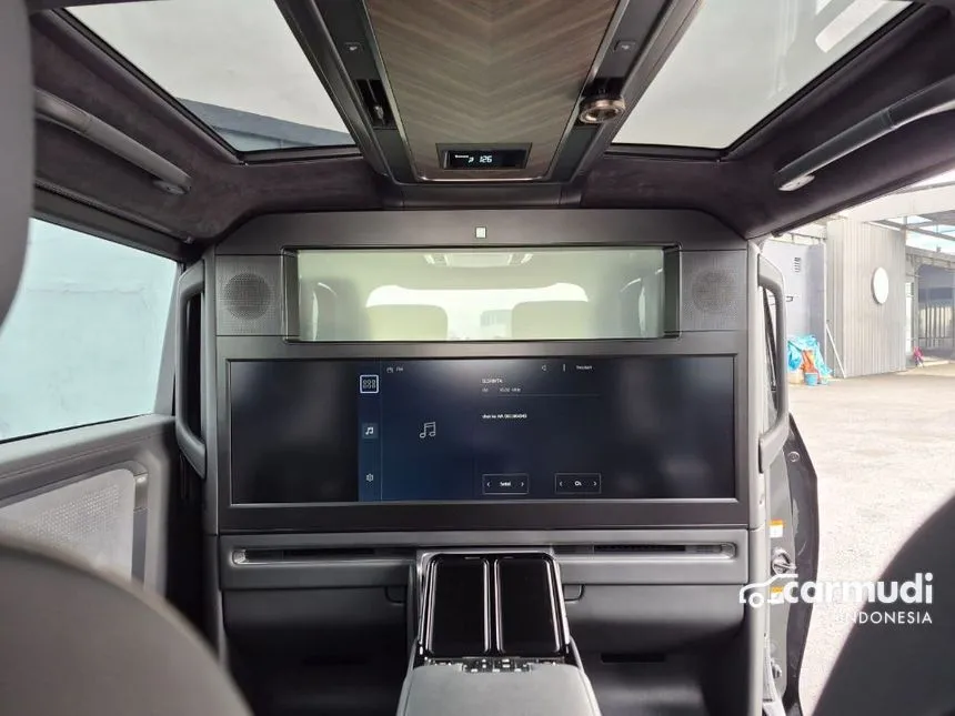 2023 Lexus LM 350h 4 Seater MPV