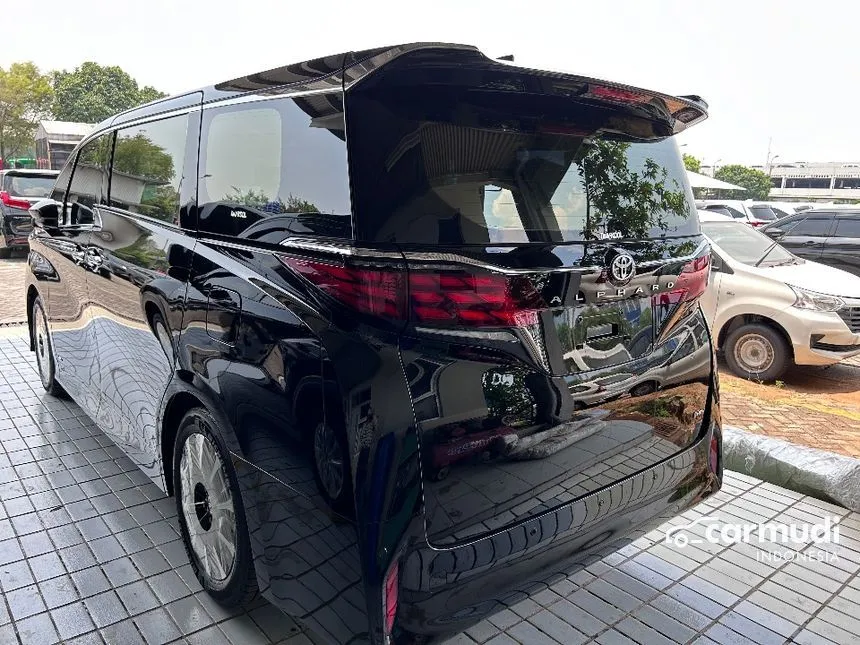 2024 Toyota Alphard HEV MPV