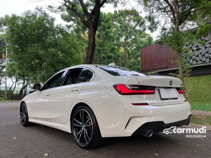 2021 BMW 330i M Sport Sedan