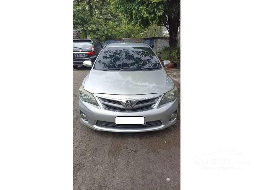 Jual Mobil Toyota Corolla Altis 2010 V 2.0 di DKI Jakarta Automatic Sedan Silver Rp 104.000.000