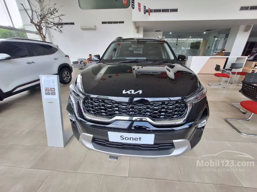 Jual Mobil KIA Sonet 2023 Premiere 1.5 di Jawa Barat Automatic Wagon Hitam Rp 300.000.000