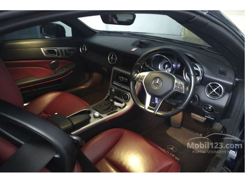 2012 Mercedes-Benz SLK200 CGI Convertible