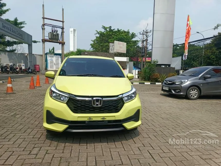 Jual Mobil Honda Brio 2024 E Satya 1.2 di Banten Automatic Hatchback Hijau Rp 169.000.000
