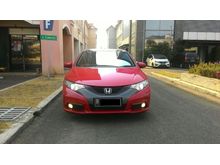 Honda Civic 1.8 Type R Hatchback Earth Dream Tech Red on Black Pemakaian 2013