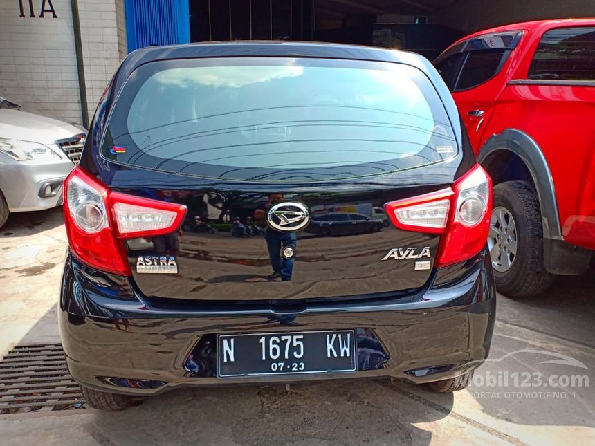 Jual Mobil Daihatsu Ayla 2018 M 1.0 di Jawa Timur Manual 