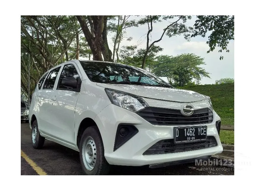 Jual Mobil Daihatsu Sigra 2021 D 1.0 di Jawa Barat Manual MPV Putih Rp 105.000.000