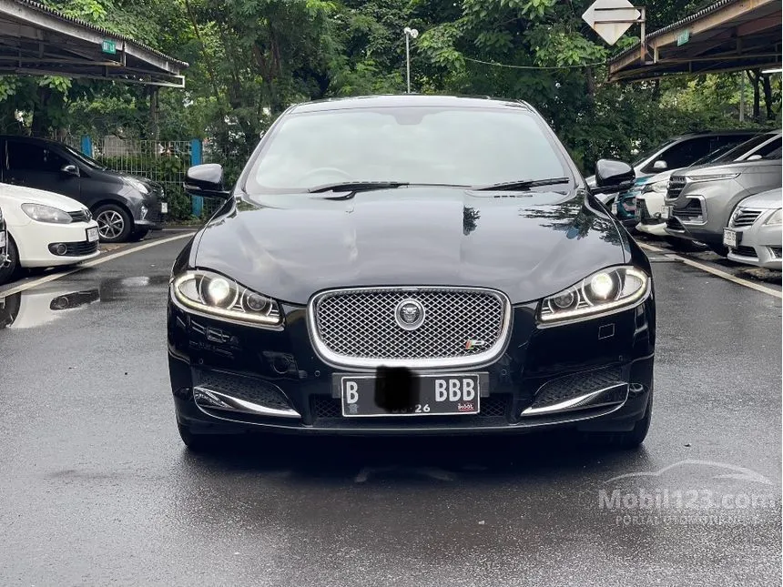 2011 Jaguar XF V6 Sedan