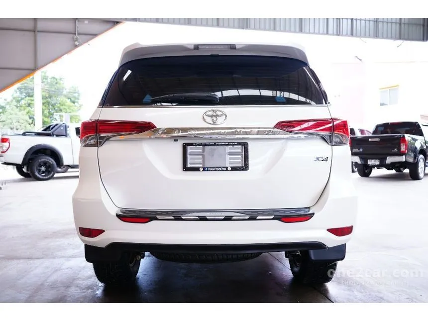 2018 Toyota FORTUNER V SUV