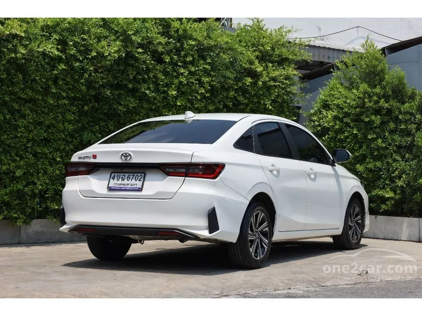 2023 Toyota Yaris Ativ Smart Sedan