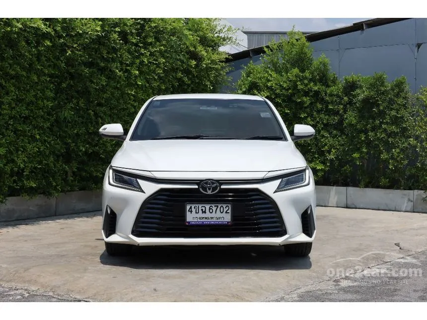 2023 Toyota Yaris Ativ Smart Sedan