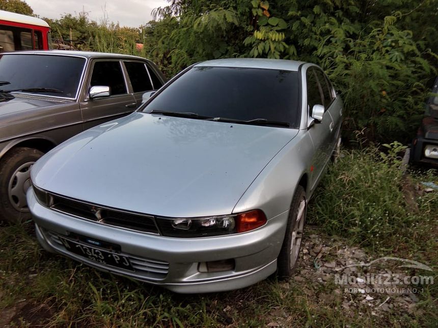 2002 Mitsubishi Galant Sedan