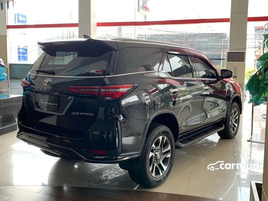 2025 Toyota Fortuner VRZ 4x4 SUV