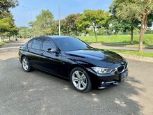 2015 BMW 320i 2.0 Sport Sedan