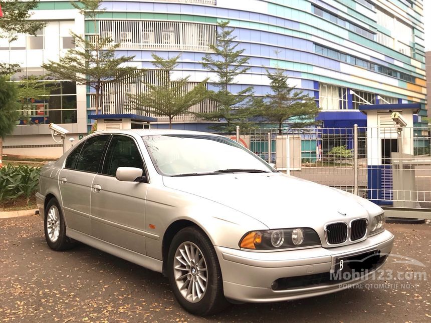 Jual Mobil BMW 530i 2001 E39 3.0 di DKI Jakarta Automatic Sedan Silver ...