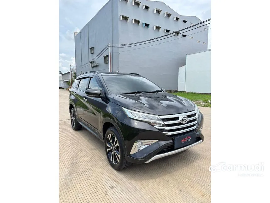 Jual Mobil Daihatsu Terios 2018 R 1.5 di Banten Automatic SUV Hitam Rp 180.000.000