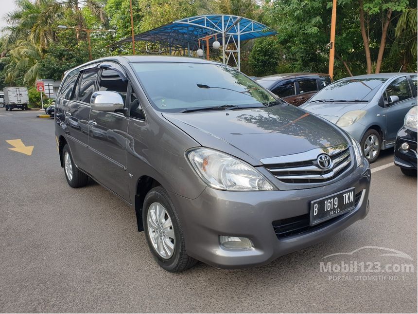 480 Gambar Mobil Innova 2010 Gratis Terbaik