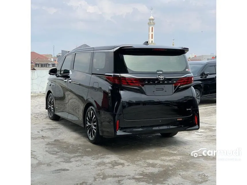 2024 Toyota Alphard HEV MPV