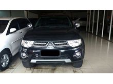 Mitsubishi Pajero Sport 2.5 Dakar Diesel 2014 AT hitam amazing , service record , Good condition