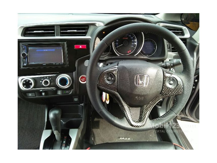 Jual Mobil  Honda  Jazz  2014 RS 1 5 di DKI  Jakarta Automatic 