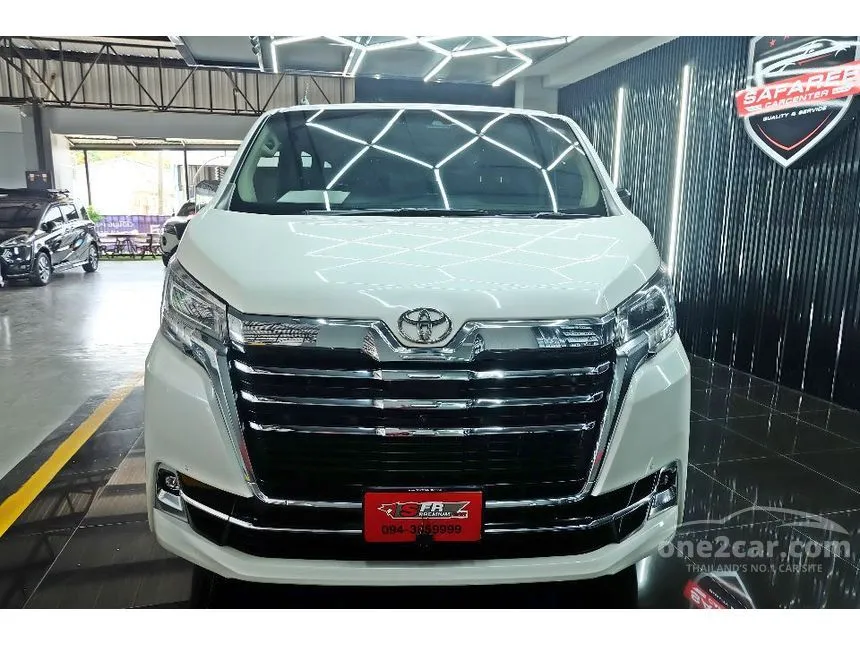 2020 Toyota Majesty Grande Van