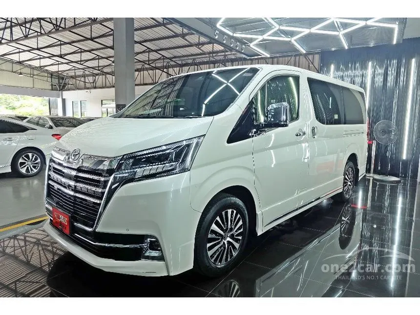 2020 Toyota Majesty Grande Van