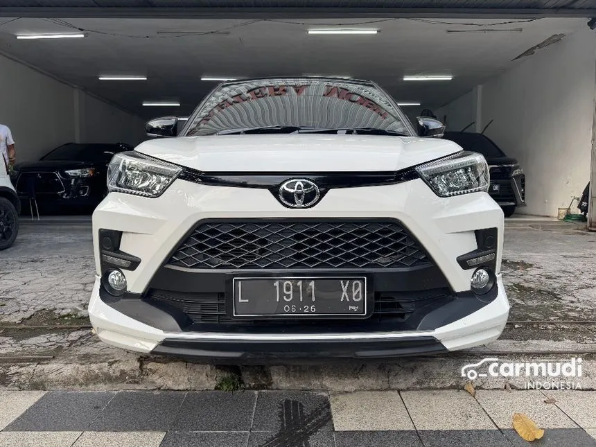 Jual Mobil Toyota Raize 2021 GR Sport 1.0 di Jawa Timur Automatic Wagon Putih Rp 203.000.000