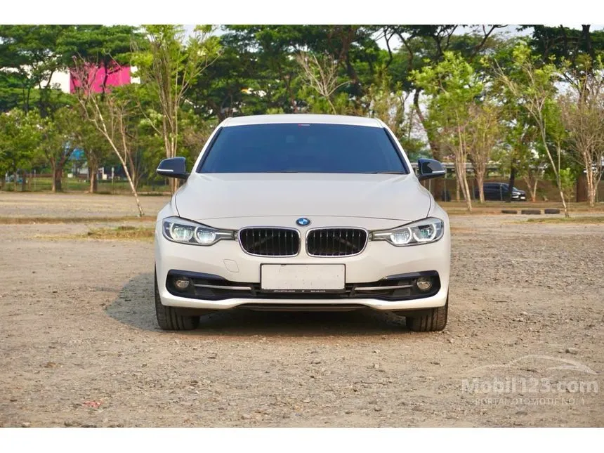 2016 BMW 320i Sport Sedan