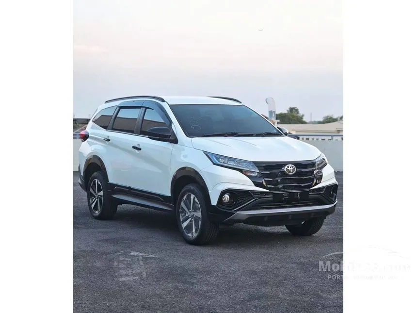 Jual Mobil Toyota Rush 2024 S GR Sport 1.5 di DKI Jakarta Automatic SUV Putih Rp 275.000.000