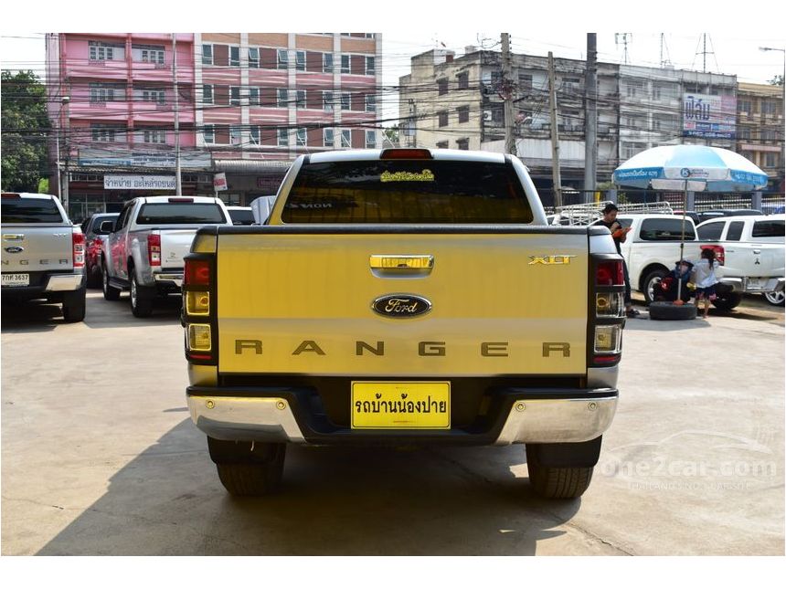 Ford Ranger 2018 Hi-Rider XLT 2.2 in กรุงเทพและปริมณฑล Manual Pickup สี ...