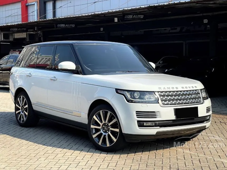 2014 Land Rover Range Rover Vogue SUV