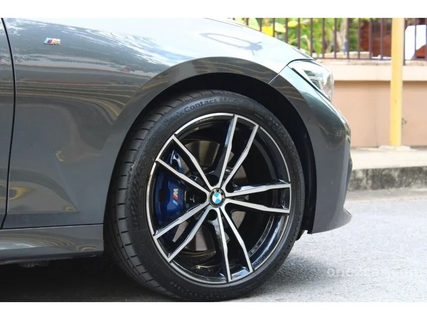 2020 BMW 330e M Sport Sedan